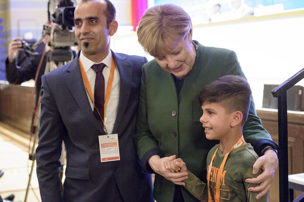 dječak Edris, Angela Merkel, Foto: Beta-AP