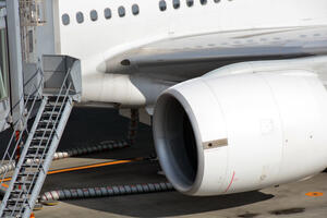 Najrobi: Avion prinudno sletio, aerodrom zatvoren