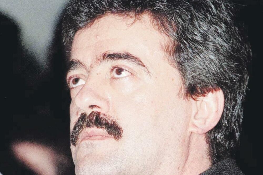 Momir Bulatović (Novine)
