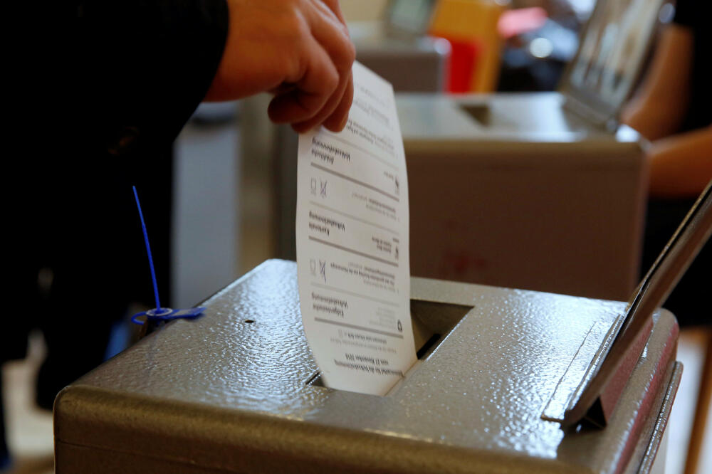 Švajcarska, referendum, Foto: Reuters
