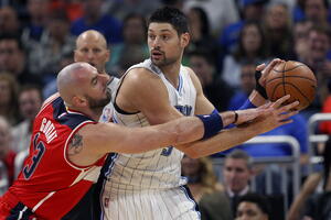 Vučević sjajan protiv Vašingtona - po 17 poena i skokova