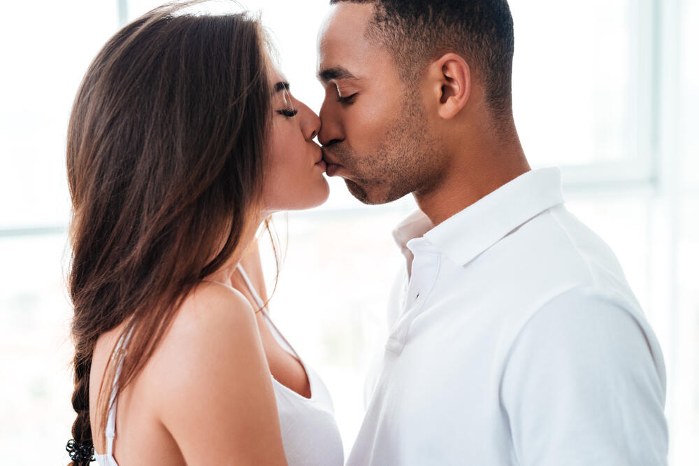 poljubac, Foto: Shutterstock