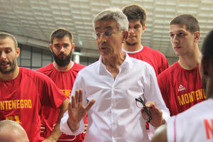 Tanjević o žrijebu: Mislim da ćemo moći da igramo i sa Španijom