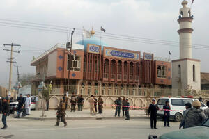 U bombaškom napadu u Kabulu poginulo 27 ljudi