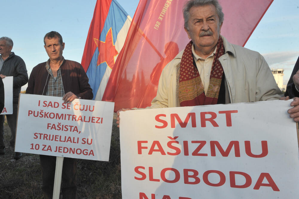 protest komunista njemačko groblje, Foto: Savo Prelević