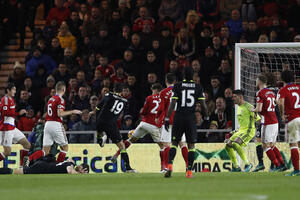 Čelsi ne posustaje - Kosta donio tri boda na "Riversajdu"