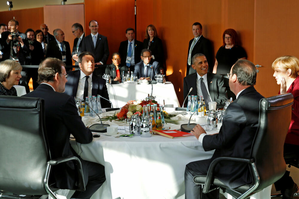 Fransoa Oland, Barak Obama, Angela Merkel, Foto: Reuters