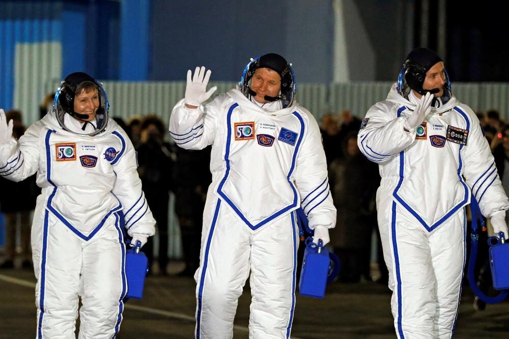 Pegi Vitson, Oleg Novicki, Tomas Pesket, Foto: Reuters