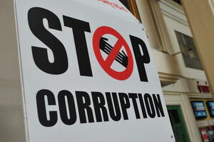 Većina građana CG ne smatra da ima manje korupcije i misle da se...