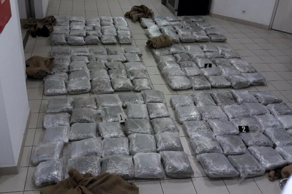 Tuzi, skank, Foto: Uprava policije