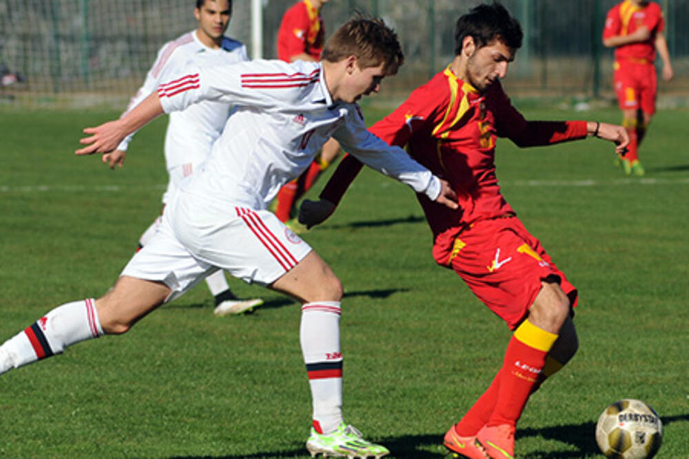 Omladinska fudbalska reprezentacija, Foto: FSCG