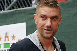 Dok čeka bubreg, daje golove. I to sedam na jednom meču!