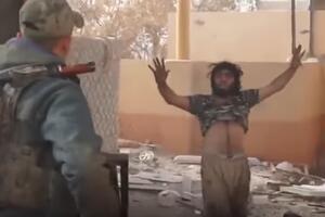 Pogledajte trenutak predaje pripadnika Islamske države