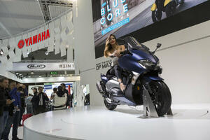 "Za volanom": Jamahino iznenađenje na sajmu u Milanu