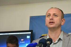 Knežević: Iz DPS-a žele Jadranki Kosor da što prije sastave Vladu