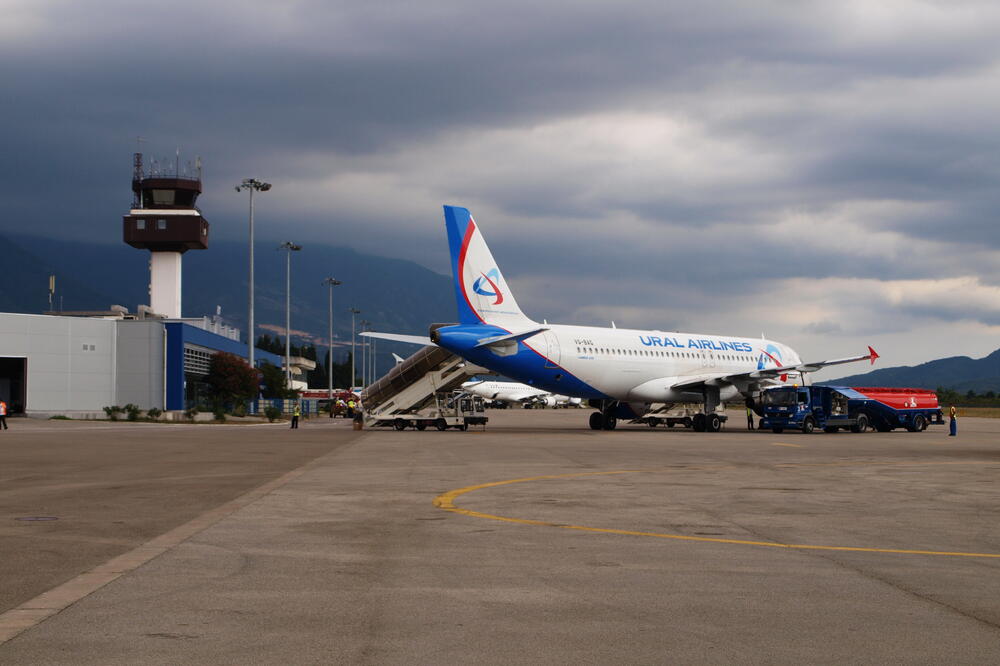 Tivat aerodrom, Foto: Siniša Luković