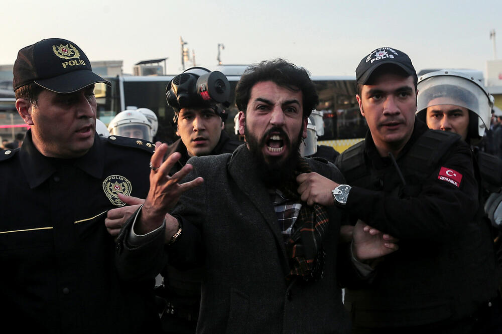 hapšenje Kurda, Foto: Reuters