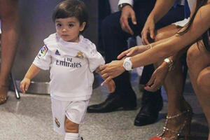 Video: Serhio Ramos junior naslijedio očeve gene