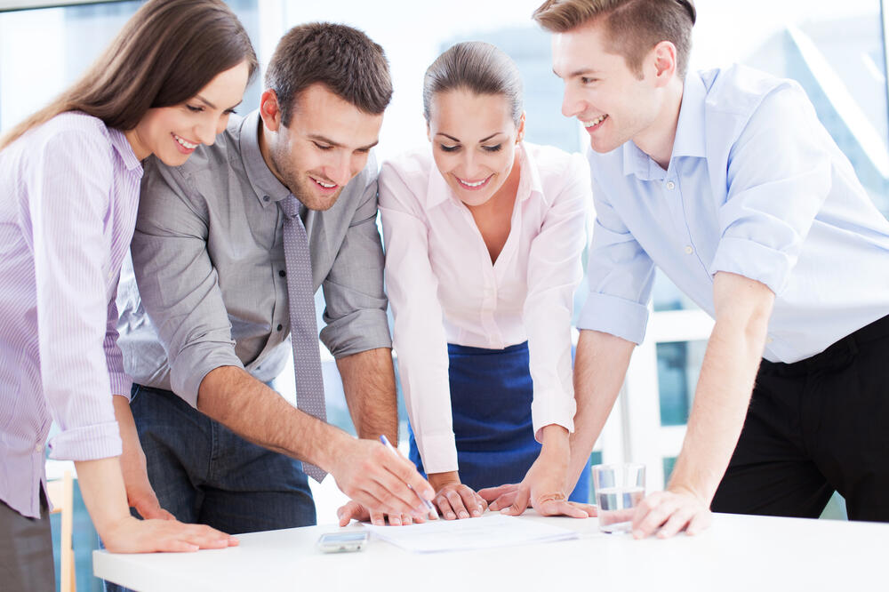 Mladi ljudi, rad, Foto: Shutterstock