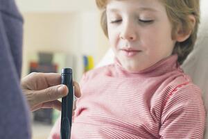 Dijabetes kod djece se mora držati pod  kontrolom