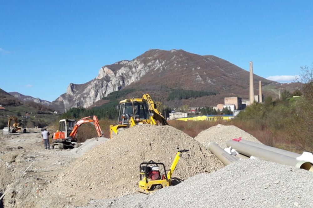 Radovi na izgradnji postrojenja za tretman otpadnih voda i prve faze kanalizacione mreže, Berane, Foto: Tufik Softić