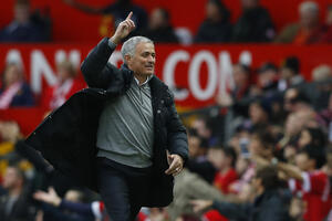 Teški dani za Specijalnog