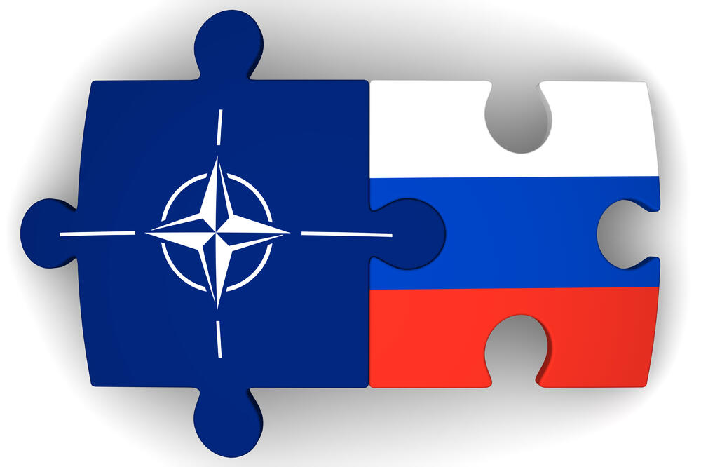 NATO, Rusija, Foto: Shutterstock