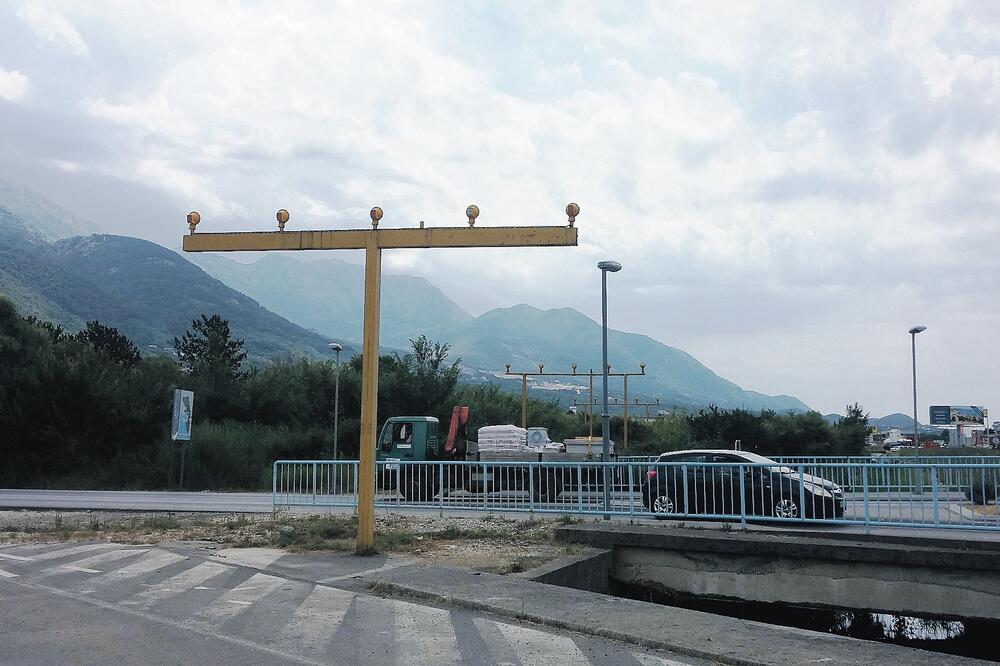 aerodrom Tivat, Foto: Siniša Luković