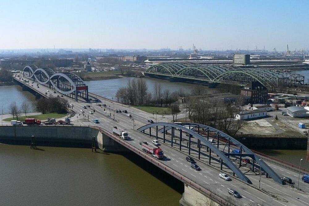 Hamburg, mostovi, Foto: Amusingplanet.com