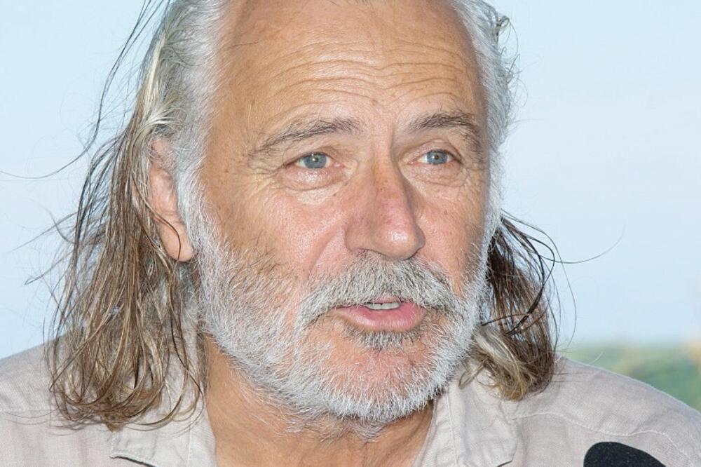 Šerbedžija, teatar