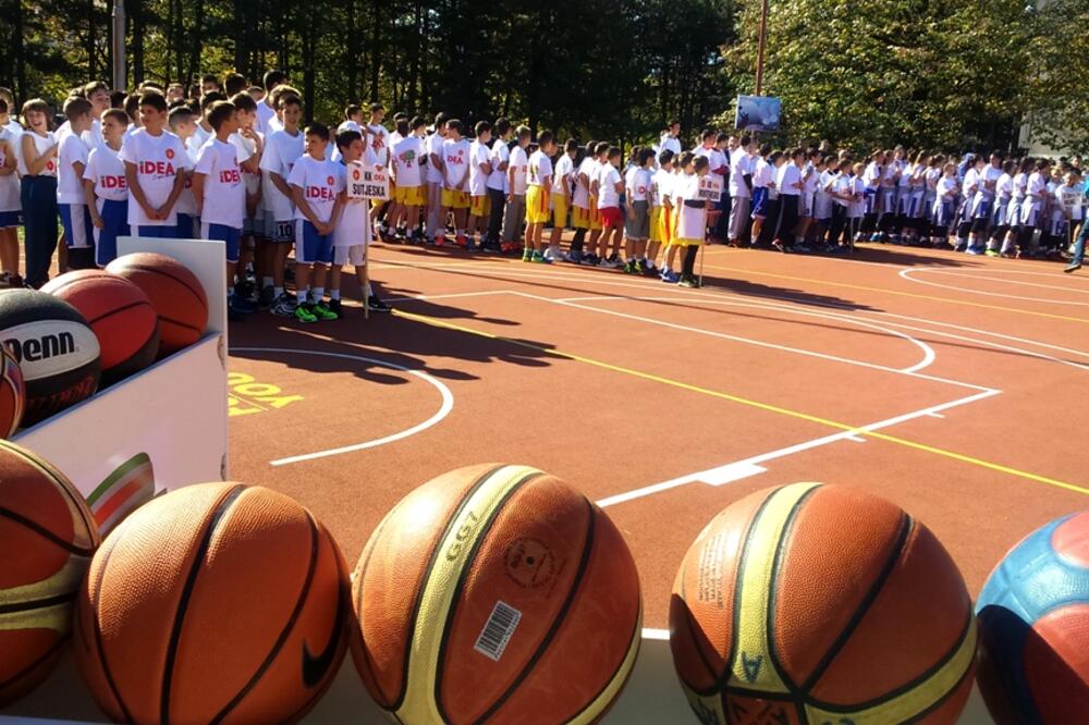 košarkaški karavan, Nikšić, Foto: Svetlana Mandić