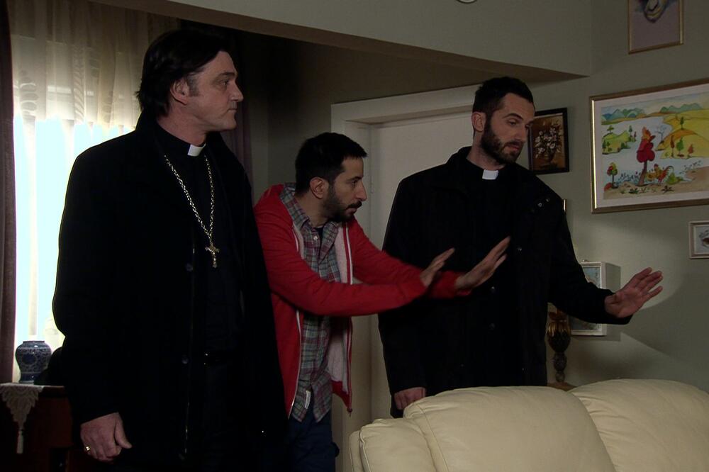 Kud puklo dapuklo, Foto: TV Vijesti