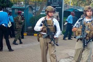 Kenija: Ubijen napadač koji je ubo policajca ispred američke...