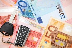 Državni dug oko 2,2 milijarde eura