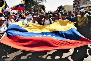 Kriza u Venecueli i Srbi: Maduro, Gvaido, kralj Petar, sarme i...