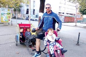 "Bicikl virus" Nikšićanina: Okrećite pedale, nebitno je zašto