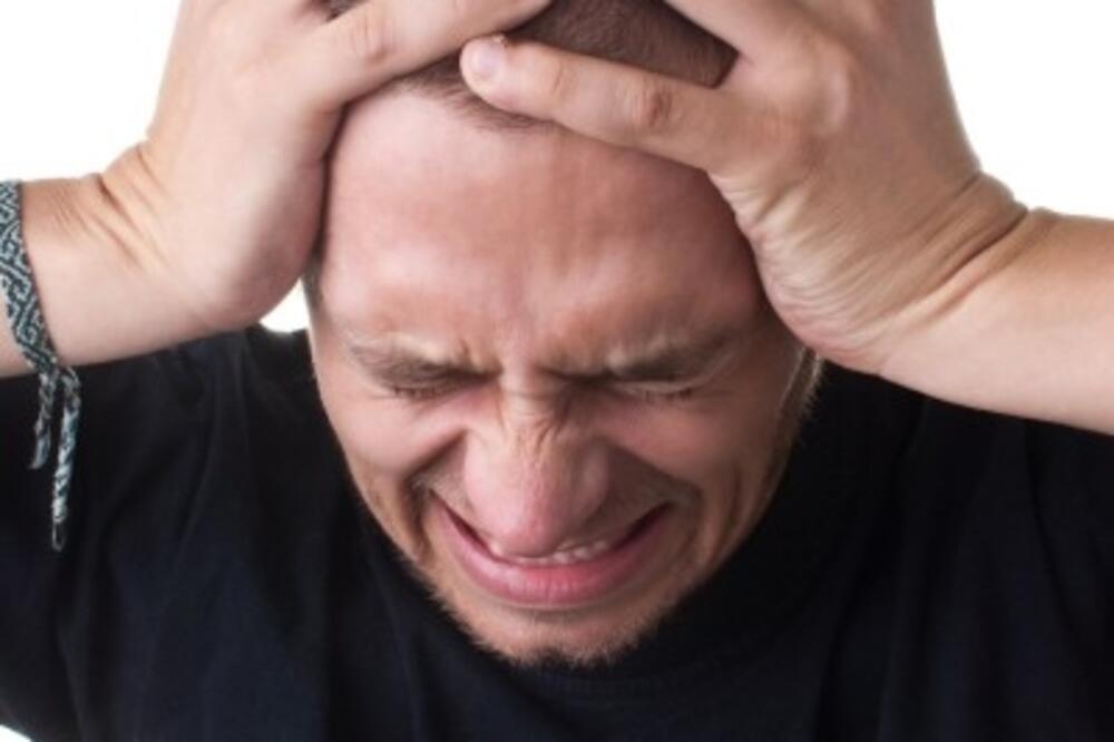 migrena_1, Foto: SHUTTERSTOCK