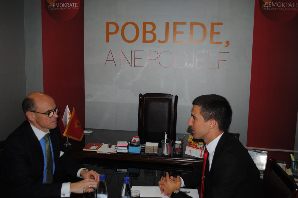 Beći i ambasador Norveške Bjornstad