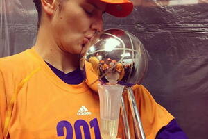 Jelena Dubljević osvojila titulu u WNBA ligi