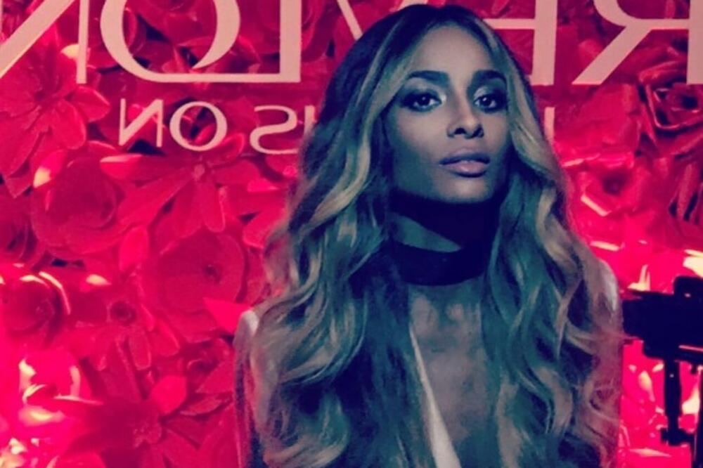 Ciara Revlon, Foto: Instagram