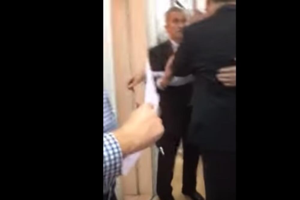 Svađa u DIK-u, Foto: Screenshot (YouTube)
