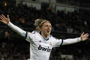 Luka Modrić u Realu do 2020.