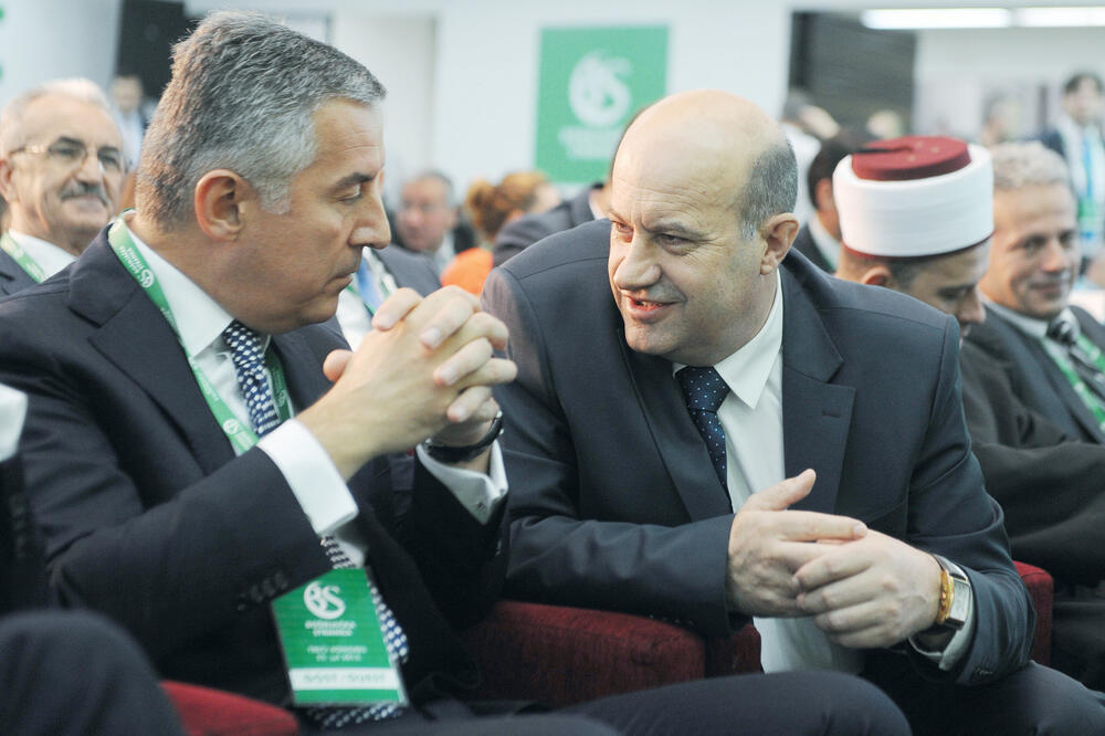 Rafet Husović, Milo Đukanović, Foto: Boris Pejović