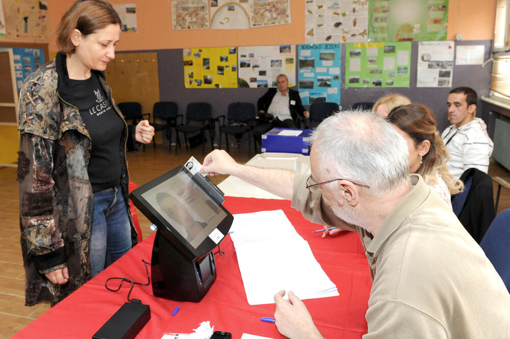 izbori 2016., Foto: Zoran Đurić