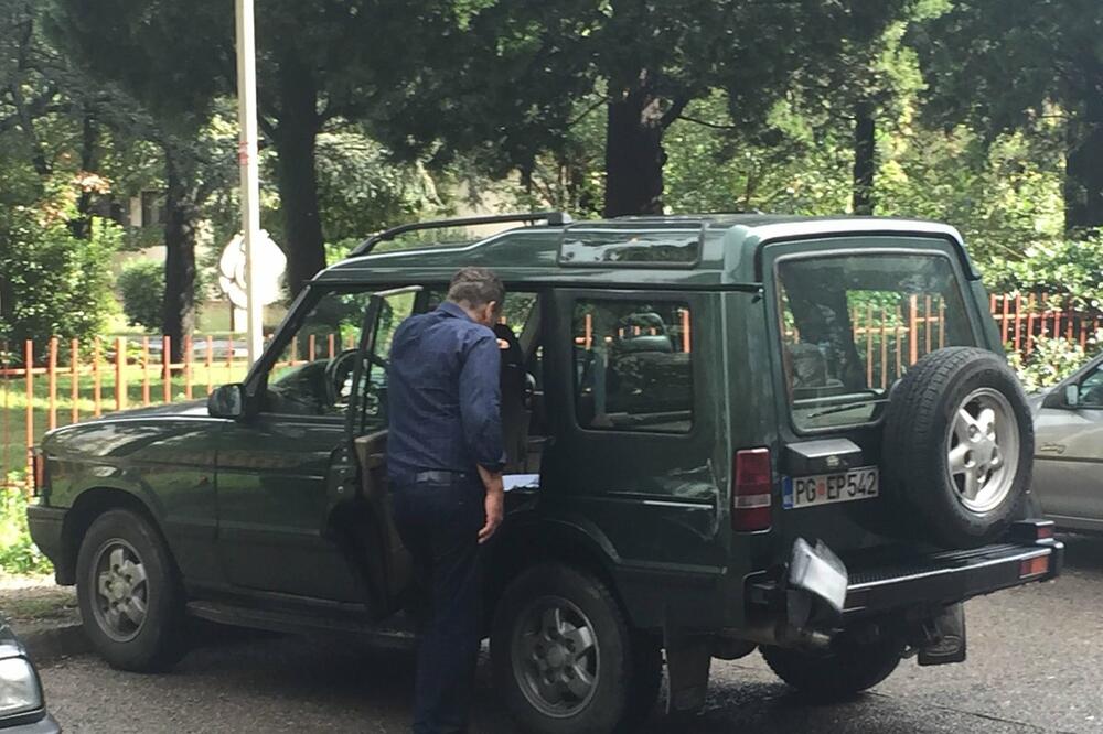 vozilo glasači, parlamentarni izbori, Foto: Twitter/CeMI-ME