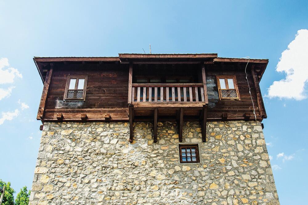 Ganića kula, Foto: Ćemovsko polje