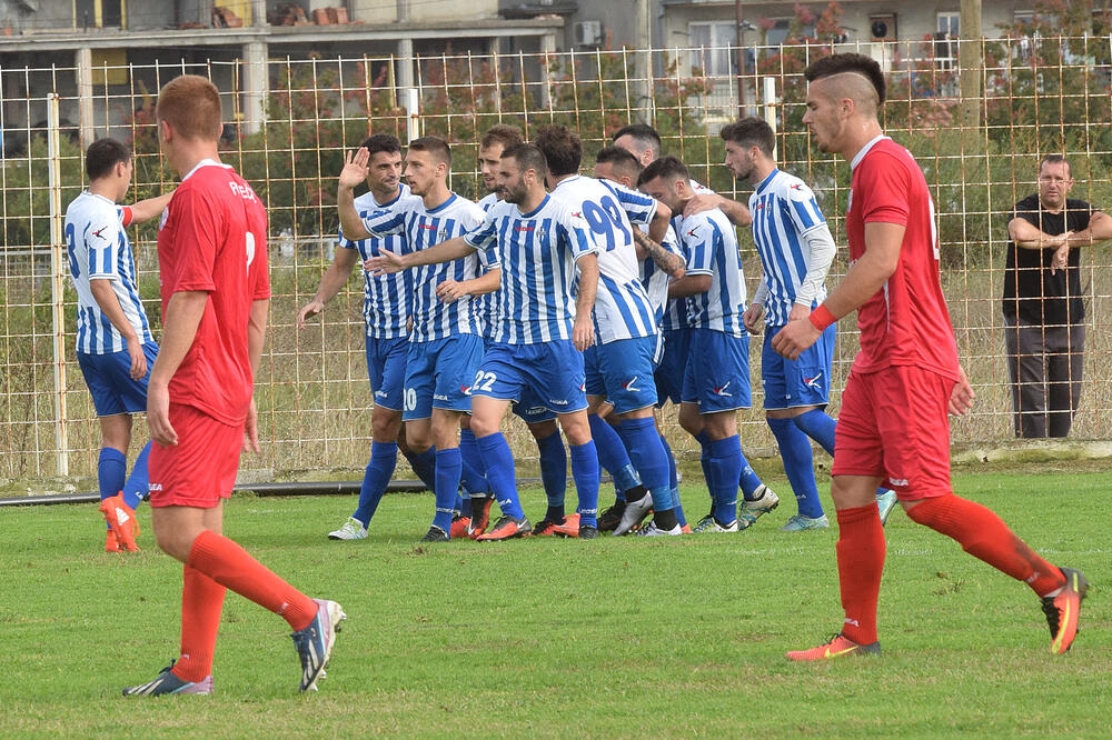 Dečić - Budućnost, Foto: Zoran Đurić