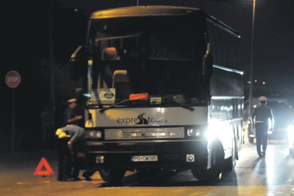 Autobus koji je udardio malog Danila, Foto: Boris Pejović