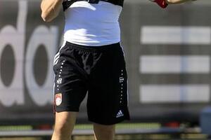 Olić suspendovan zbog klađenja na mečeve Cvajte