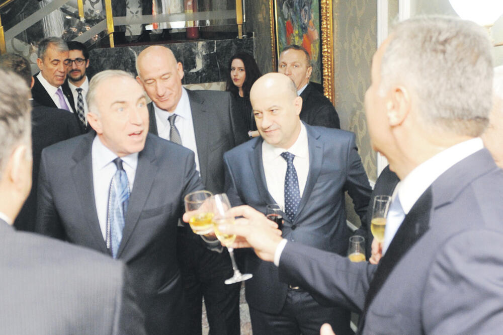 Ivica Stanković, Milo Đukanović, Milivoje Katnić, Foto: Savo Prelević